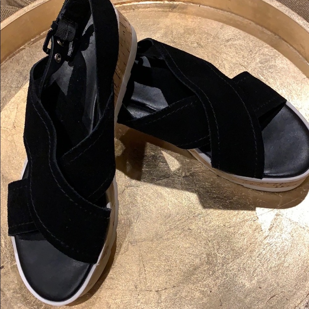 Suede sandals